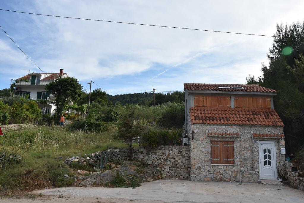 Ferienwohnung Mono Kai Triangle Trogir Exterior foto