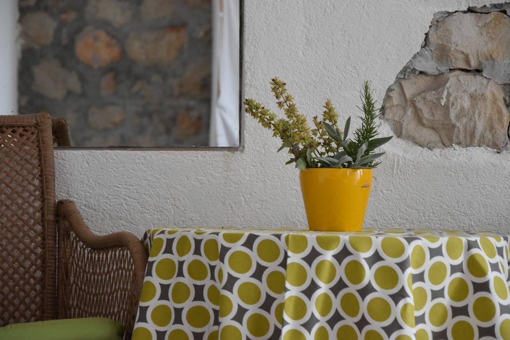 Ferienwohnung Mono Kai Triangle Trogir Exterior foto